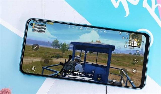 oppo诚意出手,5G良心价+6400万四摄+120Hz+4200mAh,比vivo少800