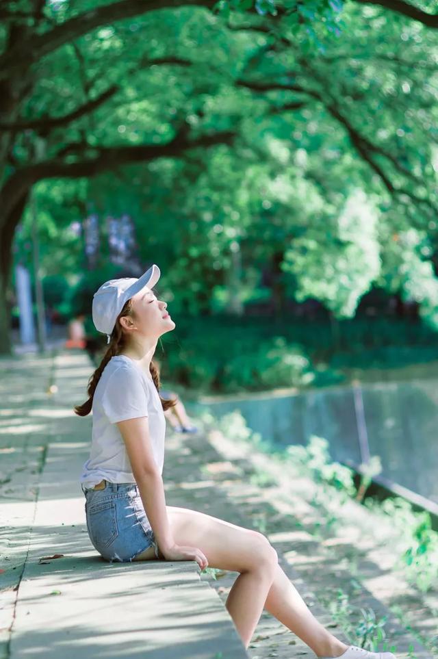 旅游景点推荐:最适合一个人旅行的美景