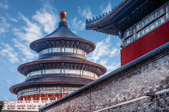 旅游景点推荐:最适合一个人旅行的美景