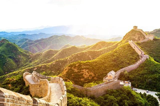 旅游景点推荐：最适合一个人旅行的美景