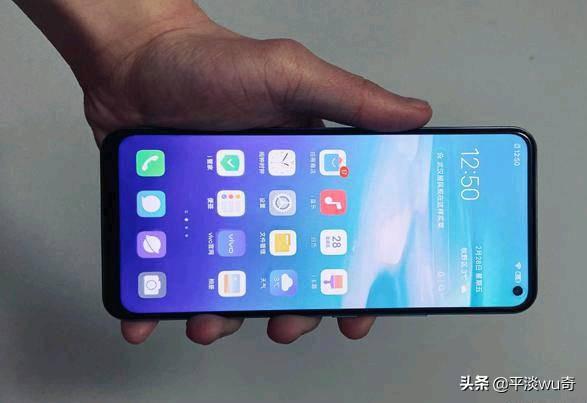 44w+5000mah,最便宜的5G手机,发布一个月就降价!