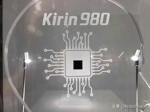 从3199降至2299 荣耀20pro已现冰点价 现在入手还值不值?