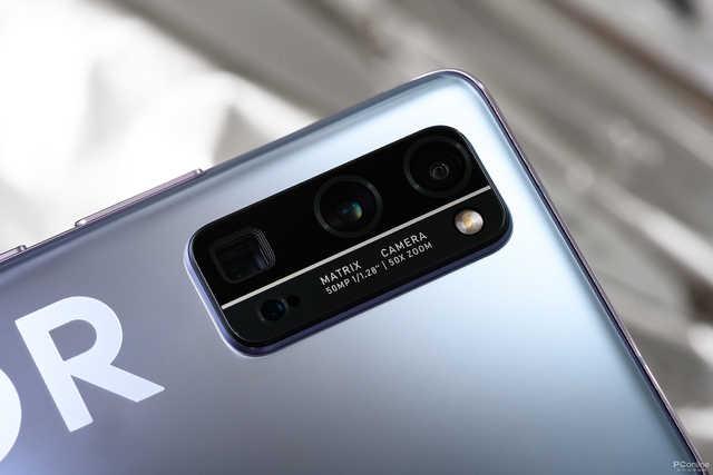 4G手机卡成砖?是时候换上这些畅快的5G新机了