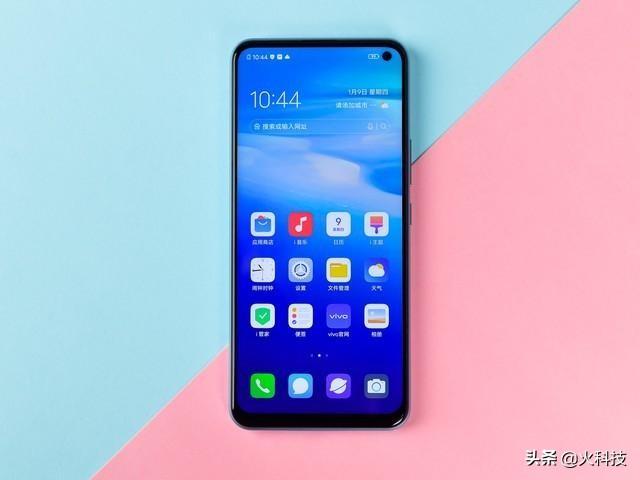 回归上班预算不多也可以买到好的手机,这4款最佳选择千元机!