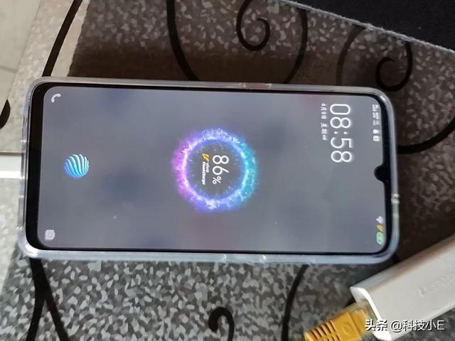 vivo清仓4G手机,跑分50万+8GB运存+UFS3.0+大电池,跌至2198元