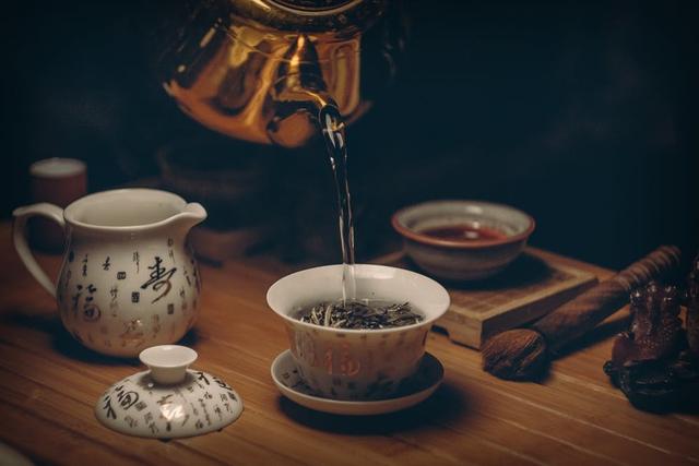 辟谣:蒲公英茶能治乙肝?都是假的!