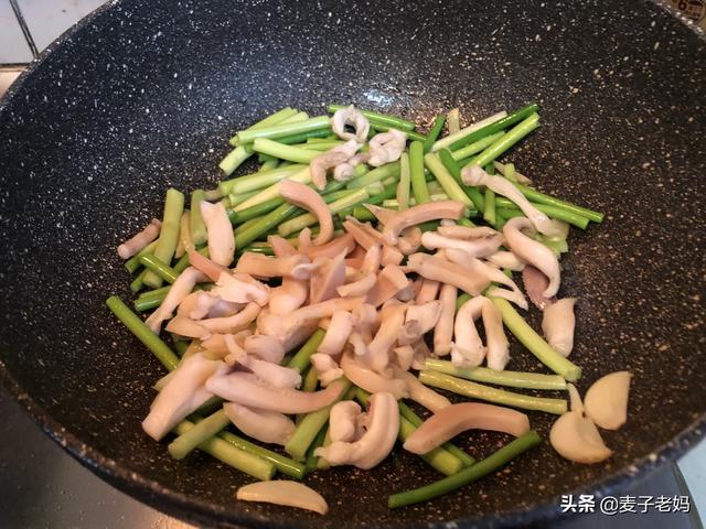 这种鱼高蛋白、低脂低热量,女人常吃不怕胖,还能保养皮肤身体棒