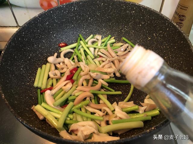 这种鱼高蛋白、低脂低热量,女人常吃不怕胖,还能保养皮肤身体棒
