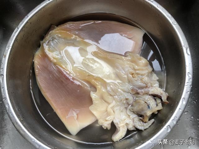 这种鱼高蛋白、低脂低热量,女人常吃不怕胖,还能保养皮肤身体棒