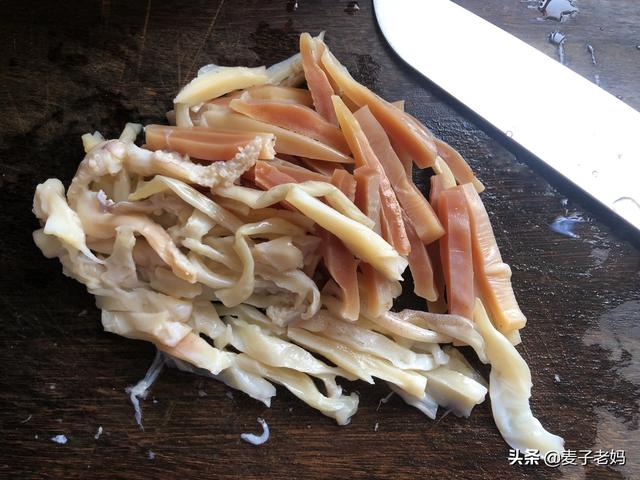 这种鱼高蛋白、低脂低热量,女人常吃不怕胖,还能保养皮肤身体棒