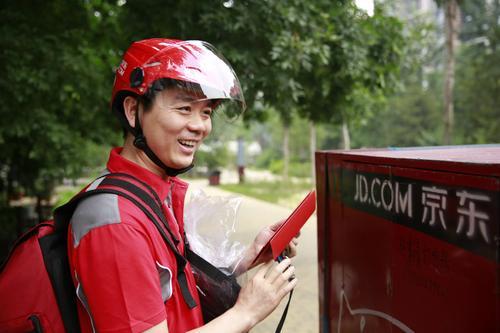 京东营收为何远超阿里?直营模式潜力巨大,或成中国亚马逊