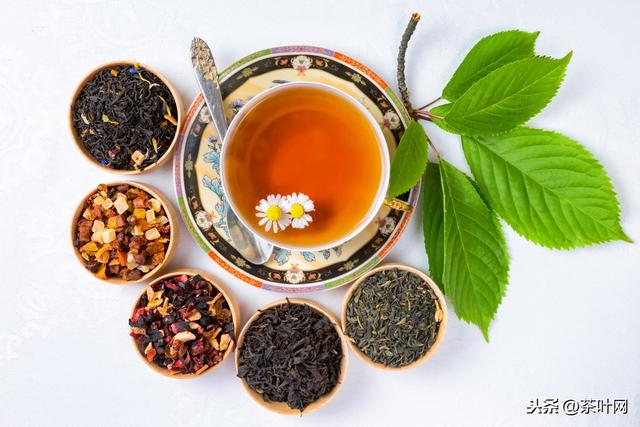 从茶叶电商看整个茶叶市场，只有最早占据市场，才能把握住红利！