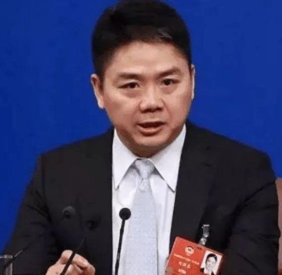 第一个京东快递的员工,刘强东承诺干满五年就买房子,现状如何?