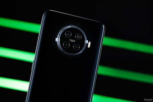 5G时代手机就不能轻薄?这几台手机很不服气