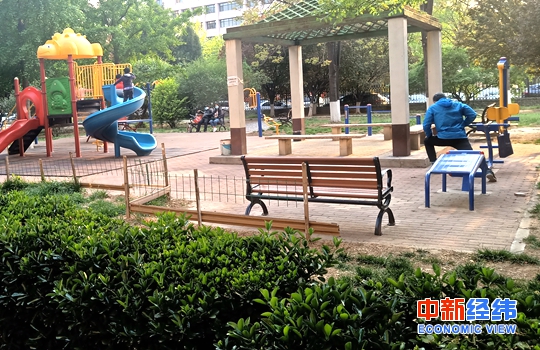 资料图:小区公共活动场所。中新经纬 张猛 摄