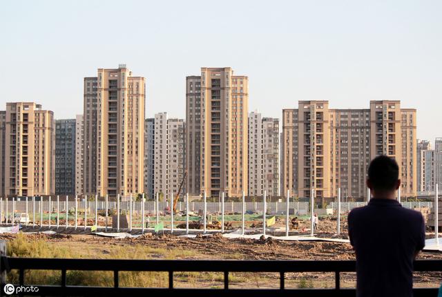 楼市陷入“买不起卖不掉”的两难困局,稳房价还有没有希望?
