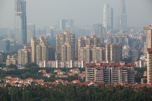 东莞楼市刚回暖,城央豪宅率先火了