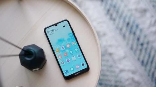 三款799元的备用机,5000毫安骁龙665人脸三摄,网友:选vivo