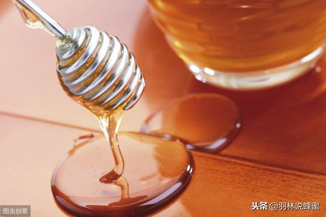 什么样的蜂蜜才是纯正的天然土蜂蜜呢？土蜂蜜随意食用会如何？