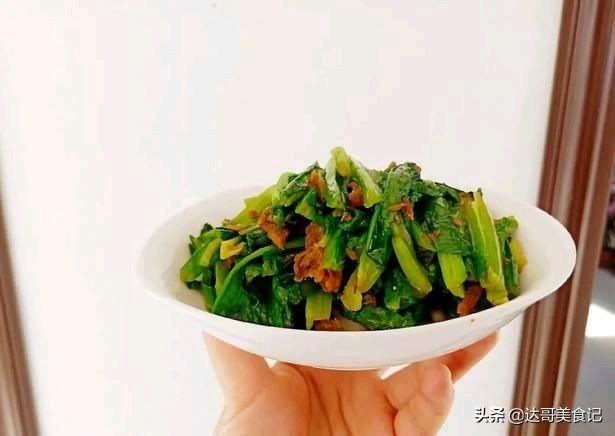 油麦菜,这8种做法,那款不是美味佳肴?大家都小瞧它了!