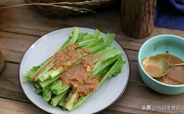油麦菜,这8种做法,那款不是美味佳肴?大家都小瞧它了!