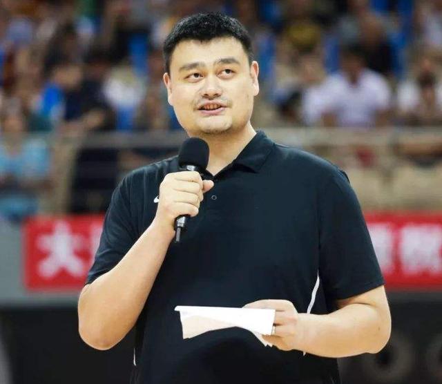 40岁的姚明不差钱,他能领多少NBA退休金吗?比大多数人工资还多