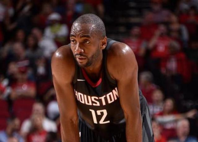 这些球员来NBA绝对不是为了赚钱的,家里不是有石油,就是有矿