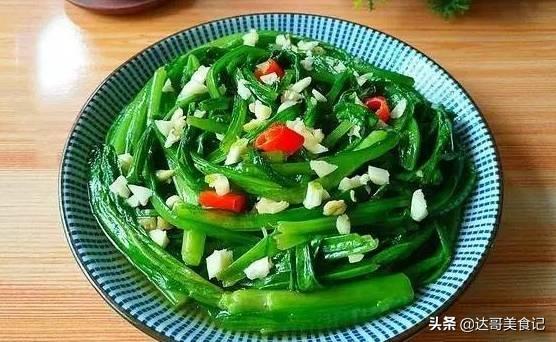 油麦菜,这8种做法,那款不是美味佳肴?大家都小瞧它了!