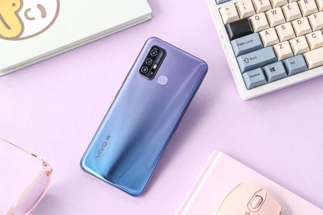 最便宜的5G手机!44w+5000mAh,在它面前小米卖不动!
