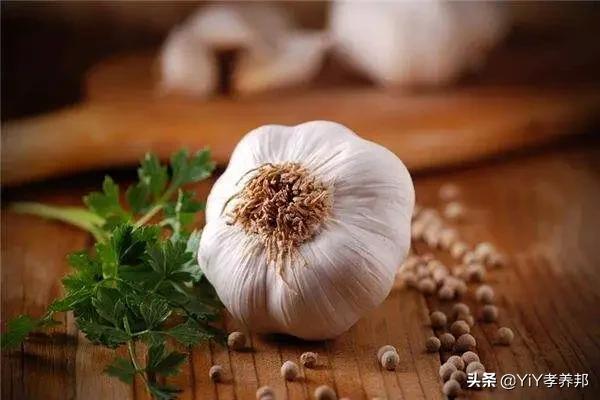 春天,吃大蒜的好季节!不仅对身体好,还能延缓衰老呢~