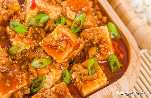 家常菜：麻婆豆腐，虾米炖蛋，白菜炒牛肉丝，仔姜炒鸡