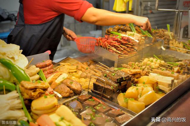 土豆新吃法:在家做街边狼牙土豆,入口微辣,口感爽脆弹牙