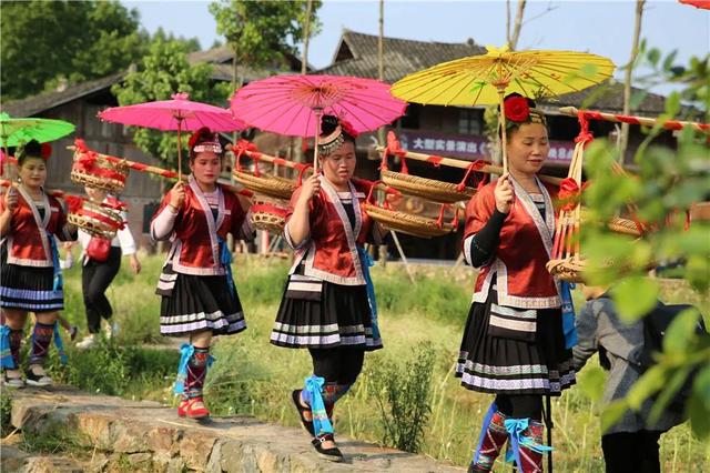 头条 | 最美四月天 游客笑开颜 ——“广西人游广西”活动初见成效