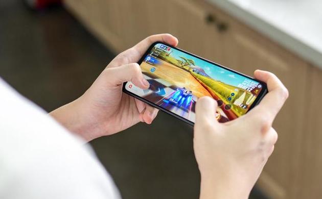 仅2399元!8GB+128GB版本,还是144HZ+5100毫安+4800万四摄