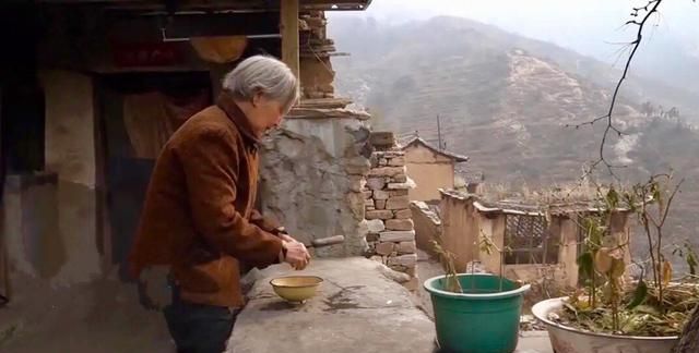 被神化的中国历史文化名村大汖村,人烟稀少,房屋十室九破