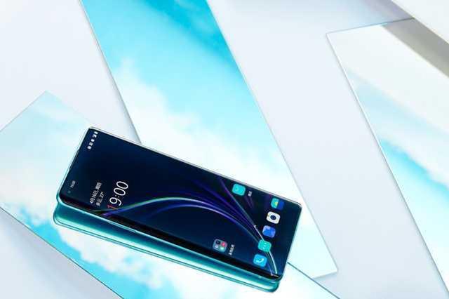 为什么真正懂手机的建议选一加8pro，而不是VivoNEX 3S，差距很大