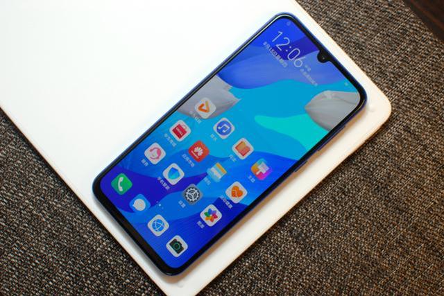 从2999元跌至2599元!麒麟980+4800万四摄+40W,已到最佳入手时机