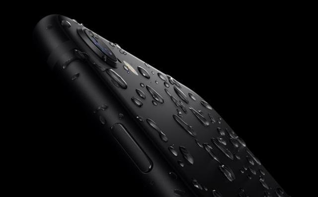 库克扳回一城!3299元的iPhoneSE爆火,苹果的终极目的也达到了