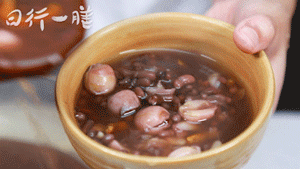 “春夏吃豆赛过肉”首选这种豆,祛湿又清热,还有助安眠~
