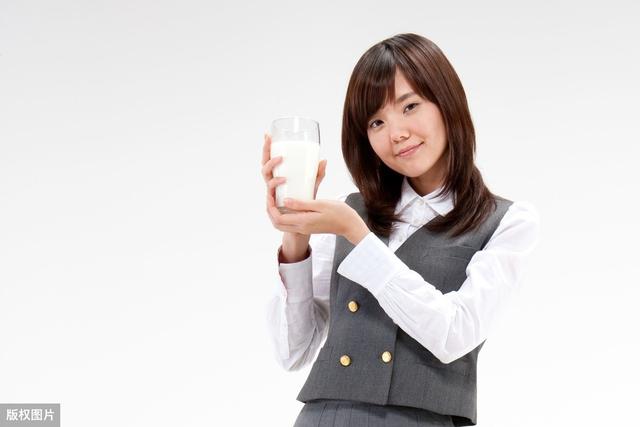 浅表性胃炎能长期喝牛奶吗?听听药师怎么说