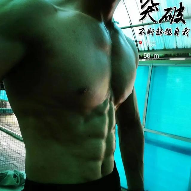 全是精华!15个健身爱好者的胸部经验分享