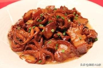 美味做法推荐，红烧肉，红烧章鱼块，红烧排骨，青椒烧脆骨