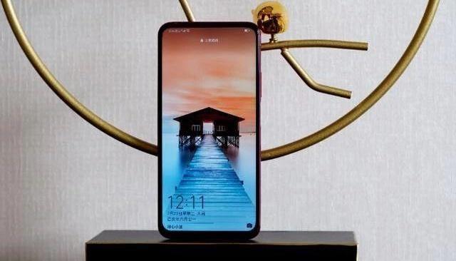 荣耀良心放送,999起4800万麒麟810升降4000毫安,冲击红米note8