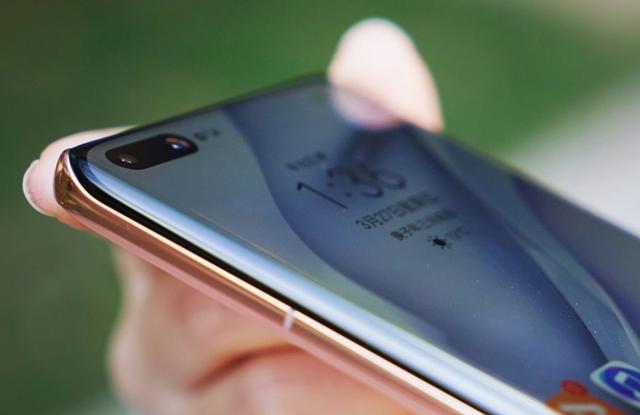 iPhoneX用户体验华为P40Pro,果粉心里委屈说不出来,华为进步大