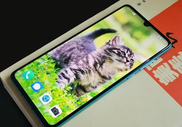 华为三款旗舰清仓,麒麟980大降1200,4800万四摄256G+8G