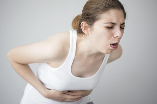 吃饭时的4种迹象，说明胃溃疡无疑，日常养胃做好3事