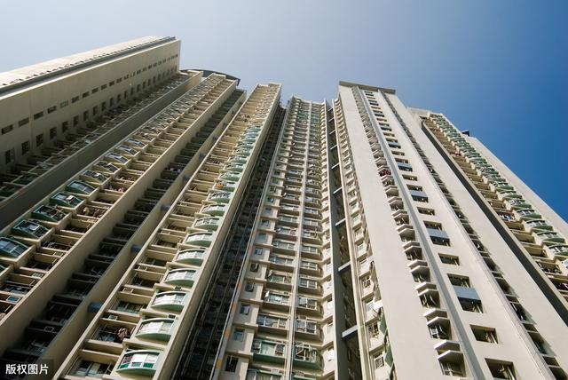 楼市正在面临卖不掉,买不起的阶段,楼市会发生裂变吗?