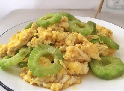 夏季时令蔬菜:冬吃萝卜夏吃姜。在对的时间,吃对的蔬菜