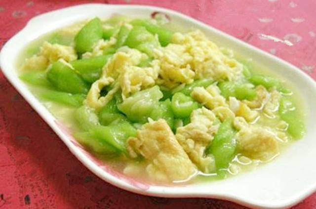 夏季时令蔬菜:冬吃萝卜夏吃姜。在对的时间,吃对的蔬菜