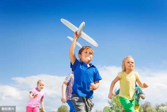 教育赋予孩子独自翱翔于天地之间的能量
